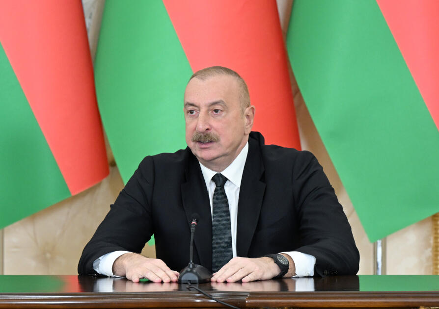 Президент Ильхам Алиев и Президент Александр Лукашенко выступили с заявлениями для прессы