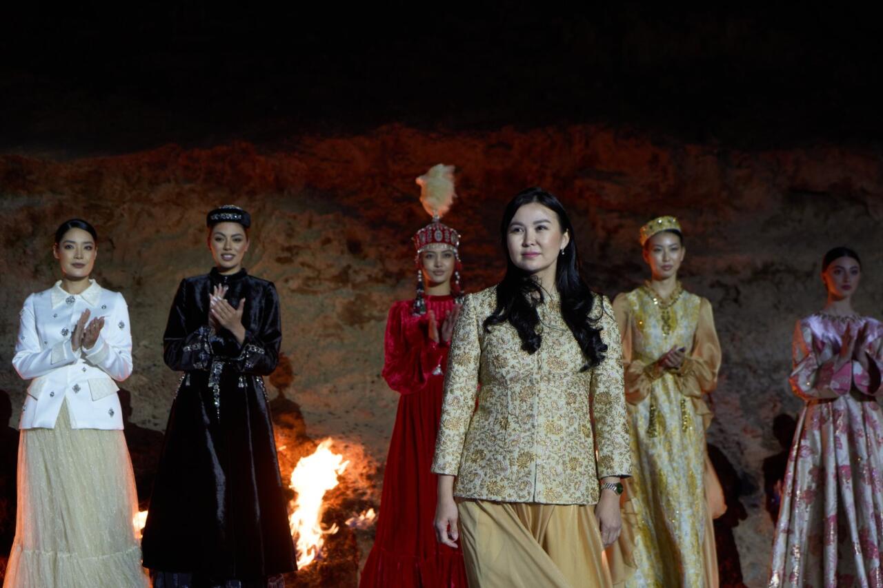 Azerbaijan Fashion Week 2024 – мировые тренды, от зороастризма до горы Янардаг