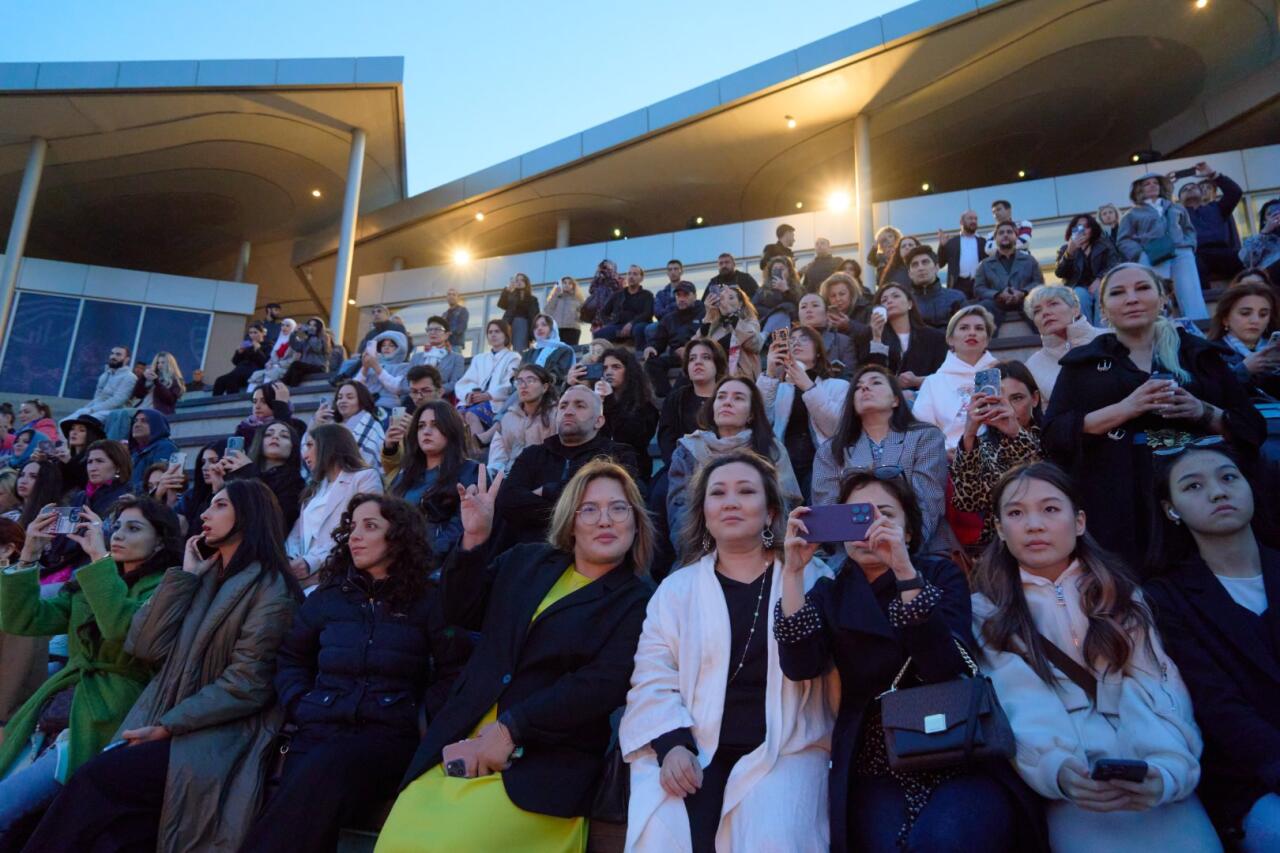 Azerbaijan Fashion Week 2024 – мировые тренды, от зороастризма до горы Янардаг