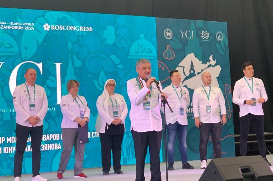 Азербайджанские кулинары приняли участие в турнире по халяльной кухне в Казани