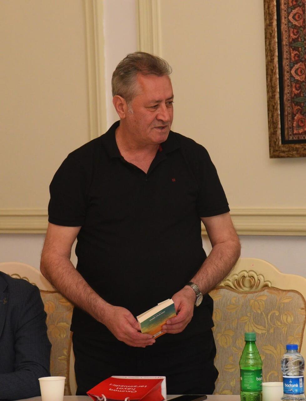 Состоялась презентация романа генсека ТЮРКСОЙ Султана Раева, изданного на азербайджанском языке