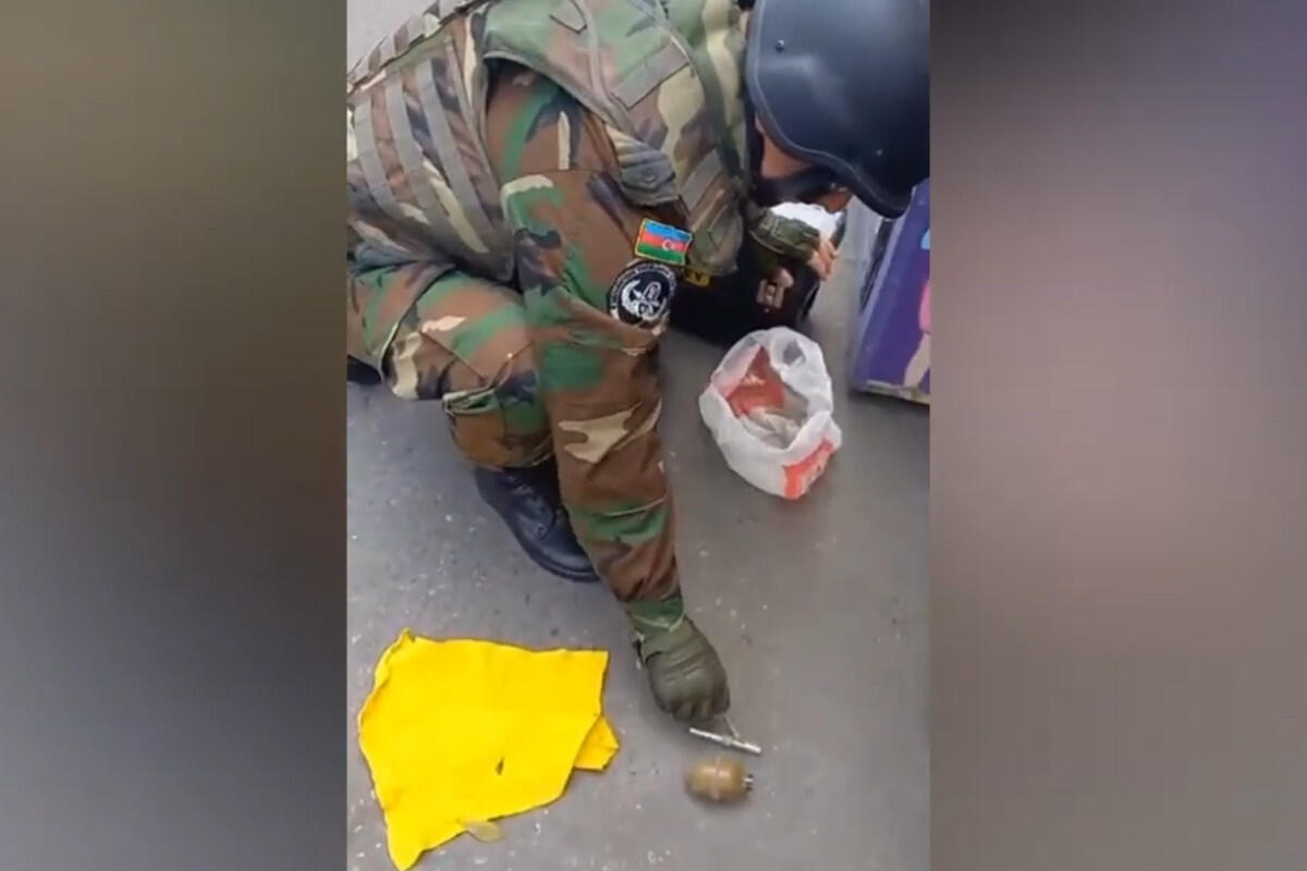 В Баку обнаружены снаряды, граната и другое вооружение