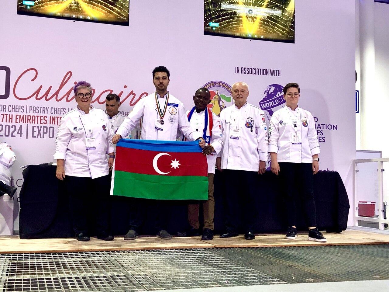 1+2+7. Вкусный вояж азербайджанцев в Шарджу