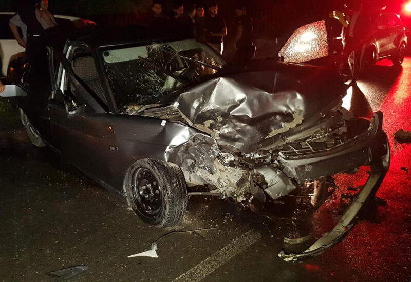 В Гёйчае столкнулись два автомобиля, есть пострадавшие