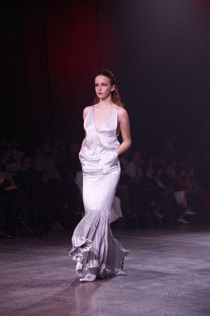 Baku Fashion Week 2024 – флористика, авангард, свет и тьма