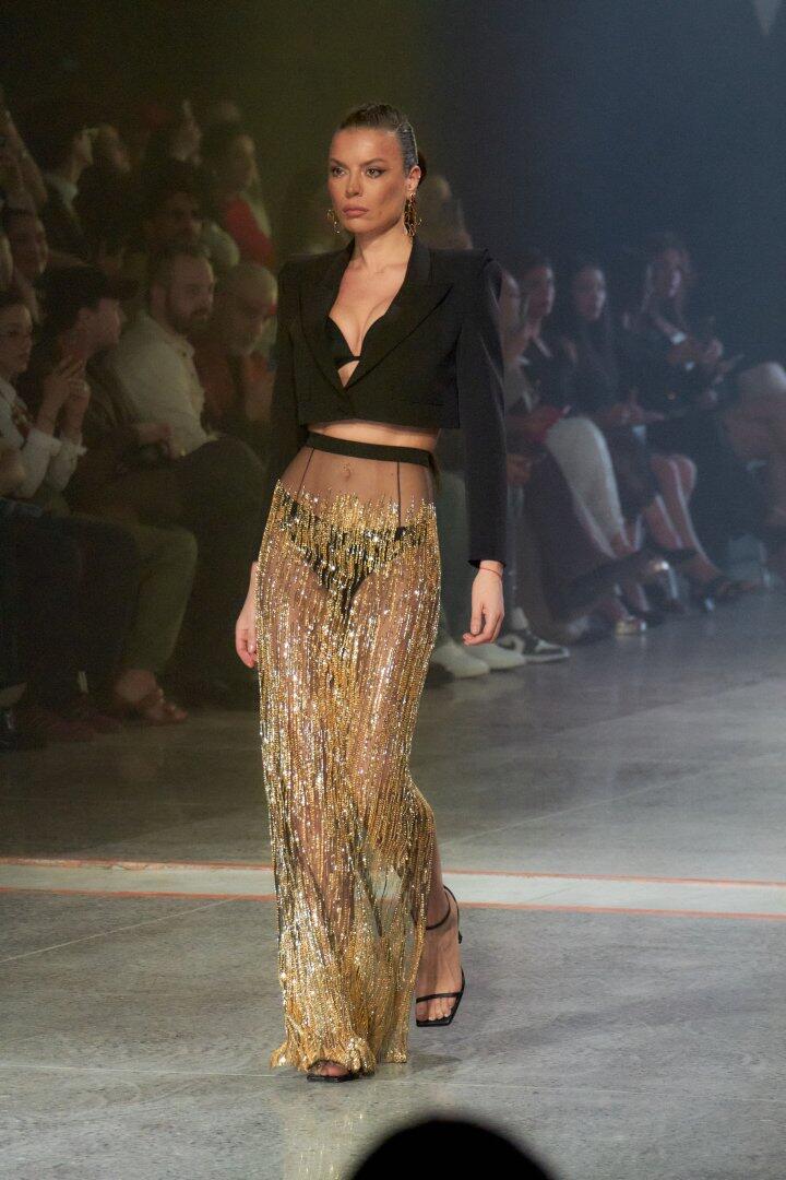 Baku Fashion Week 2024 – флористика, авангард, свет и тьма