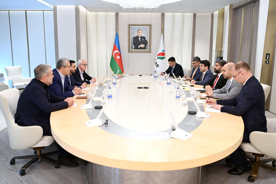 Обсуждены возможности расширения сотрудничества между SOCAR и AD Ports Group