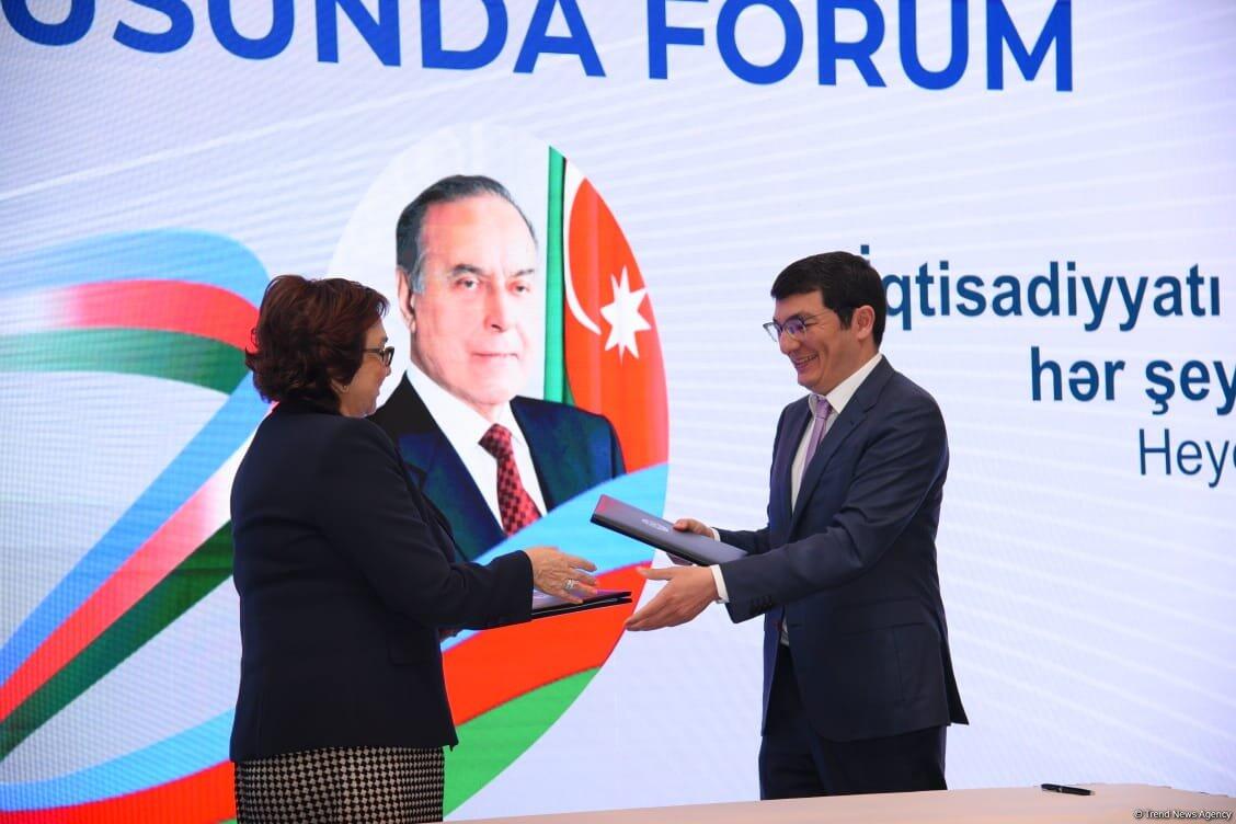 “Təlim və inkişaf sistemində müasir çağırışlar” mövzusunda forum keçirilib