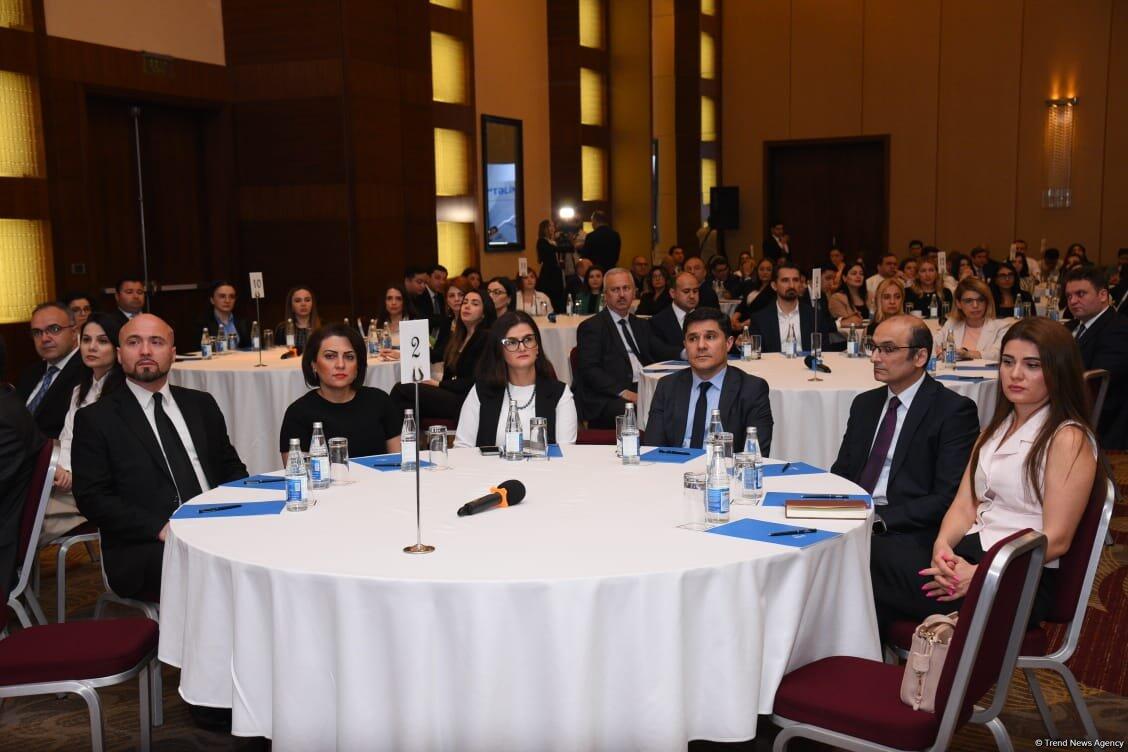“Təlim və inkişaf sistemində müasir çağırışlar” mövzusunda forum keçirilib