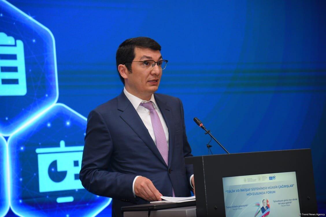 “Təlim və inkişaf sistemində müasir çağırışlar” mövzusunda forum keçirilib