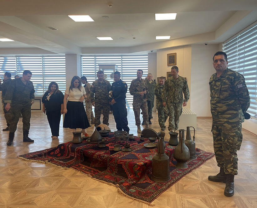 Ознакомительная поездка военных атташе в Н-скую воинскую часть минобороны Азербайджана
