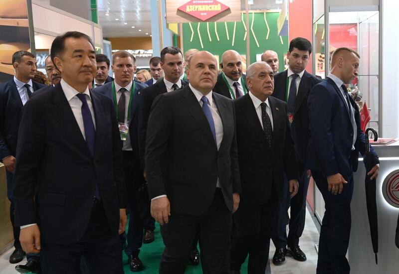 Əli Əsədov Minskdə "Belagro 2024" sərgisinə baş çəkib