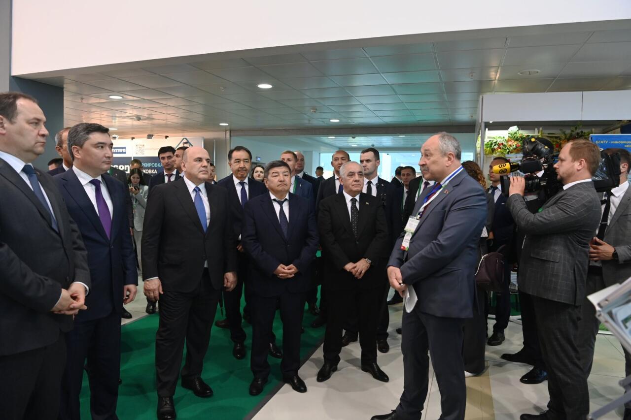 Əli Əsədov Minskdə "Belagro 2024" sərgisinə baş çəkib