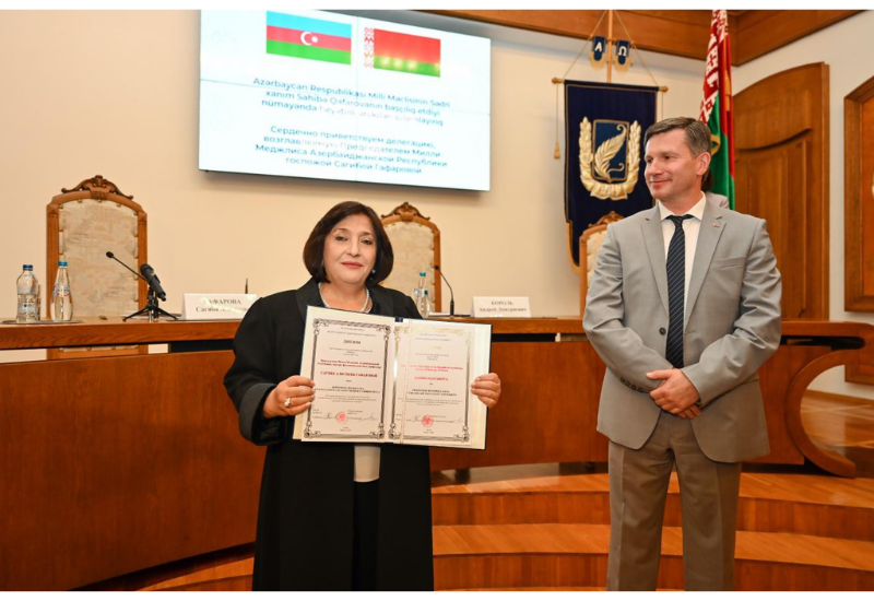 Sahibə Qafarovaya Belarus Dövlət Universitetinin Fəxri professoru adı verilib