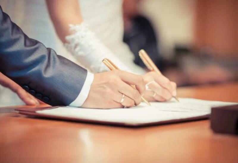 Nikah bağlamaq istəyən şəxslərin qan qohumu olduqları