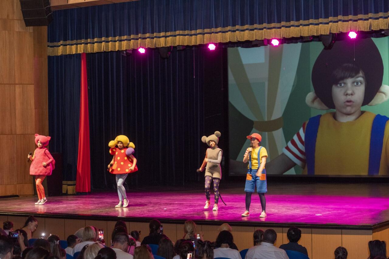 Шесть любимых персонажей стали источником веселья в Баку