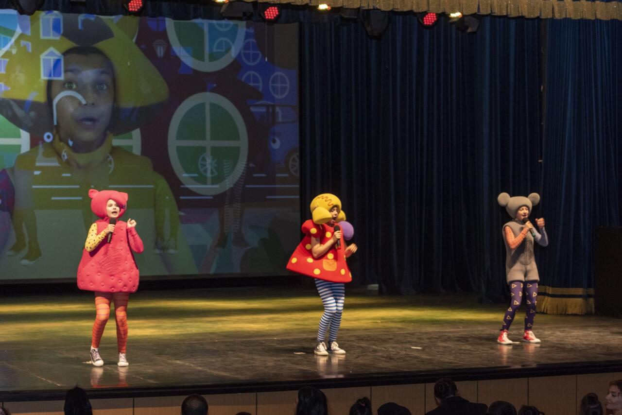 Шесть любимых персонажей стали источником веселья в Баку