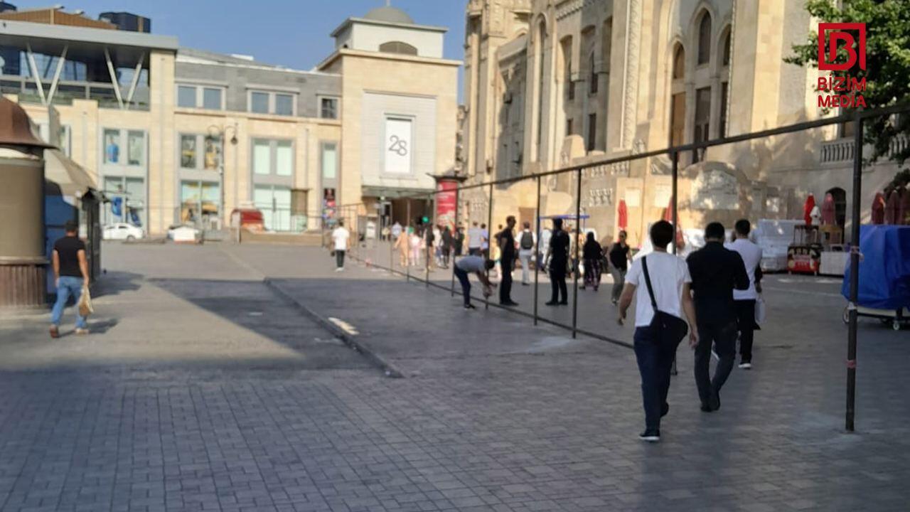 "28 May" metrosunun qarşısı niyə hasarlanıb?