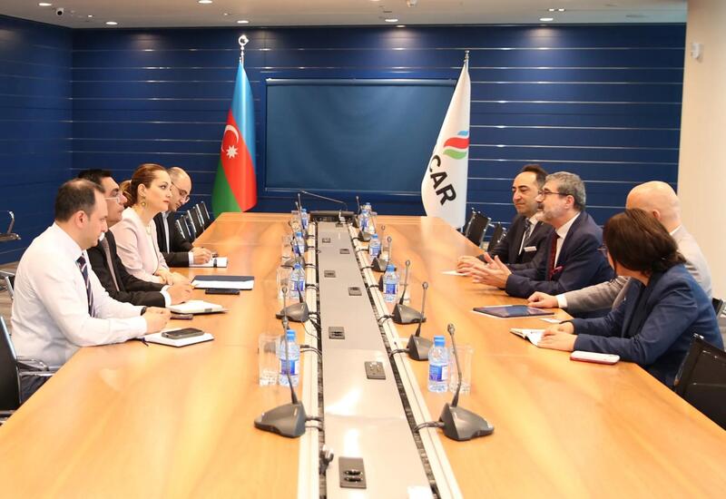 SOCAR-ın vitse-prezidenti Sabancı Universitetinin rektoru ilə görüşüb