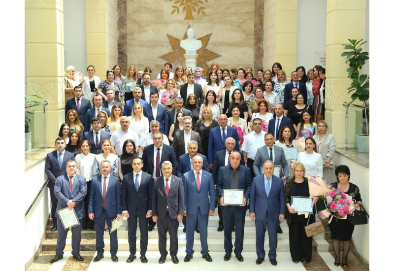Binəqədidə Tibb İşçiləri Günü münasibətilə tədbir keçirilib