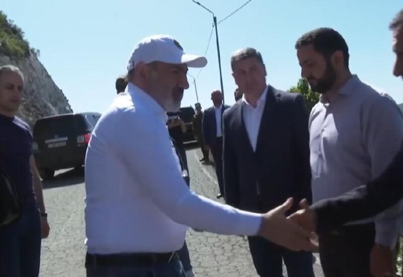 Пашинян явил миру новую кепку
