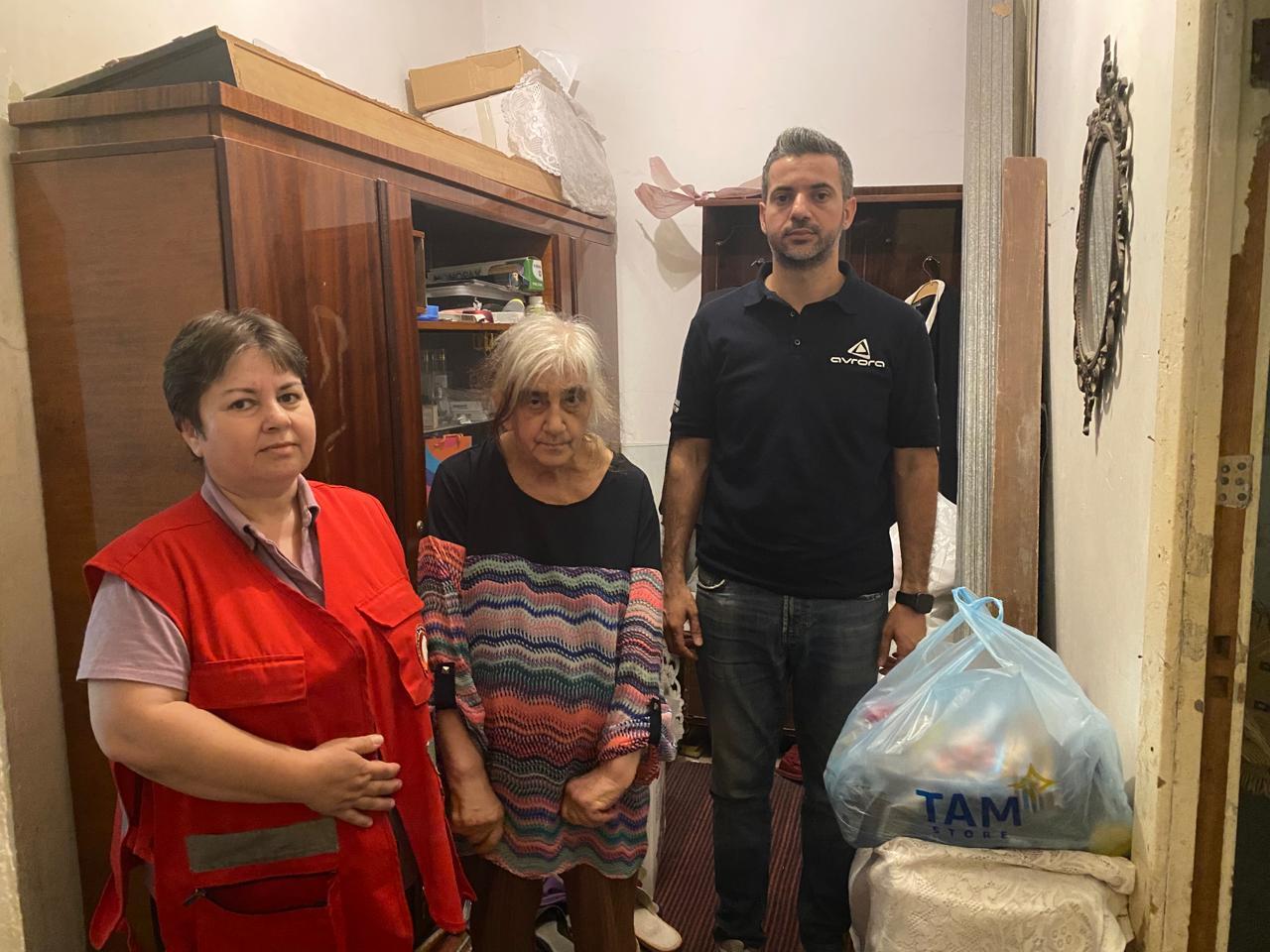 “Avrora Qrup” aztəminatlı ailələrə və uşaq evlərinə bayram sovqatı çatdırıb