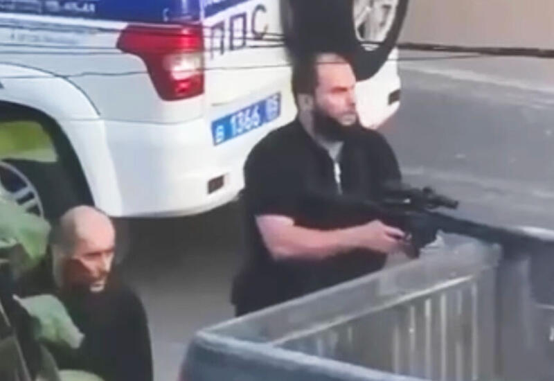 Погибли священник РПЦ и сотрудники полиции в результате терактов в Дагестане