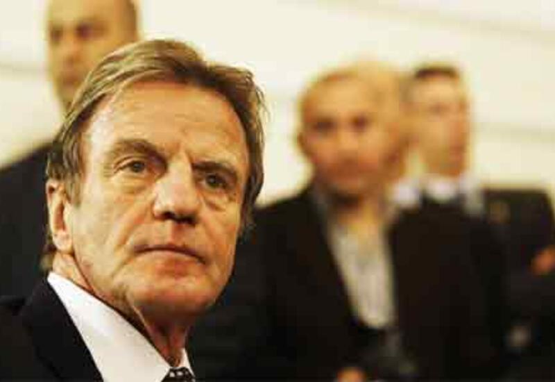 Экс-глава МИД Франции Бернар Кушнер "подал голос с того света"