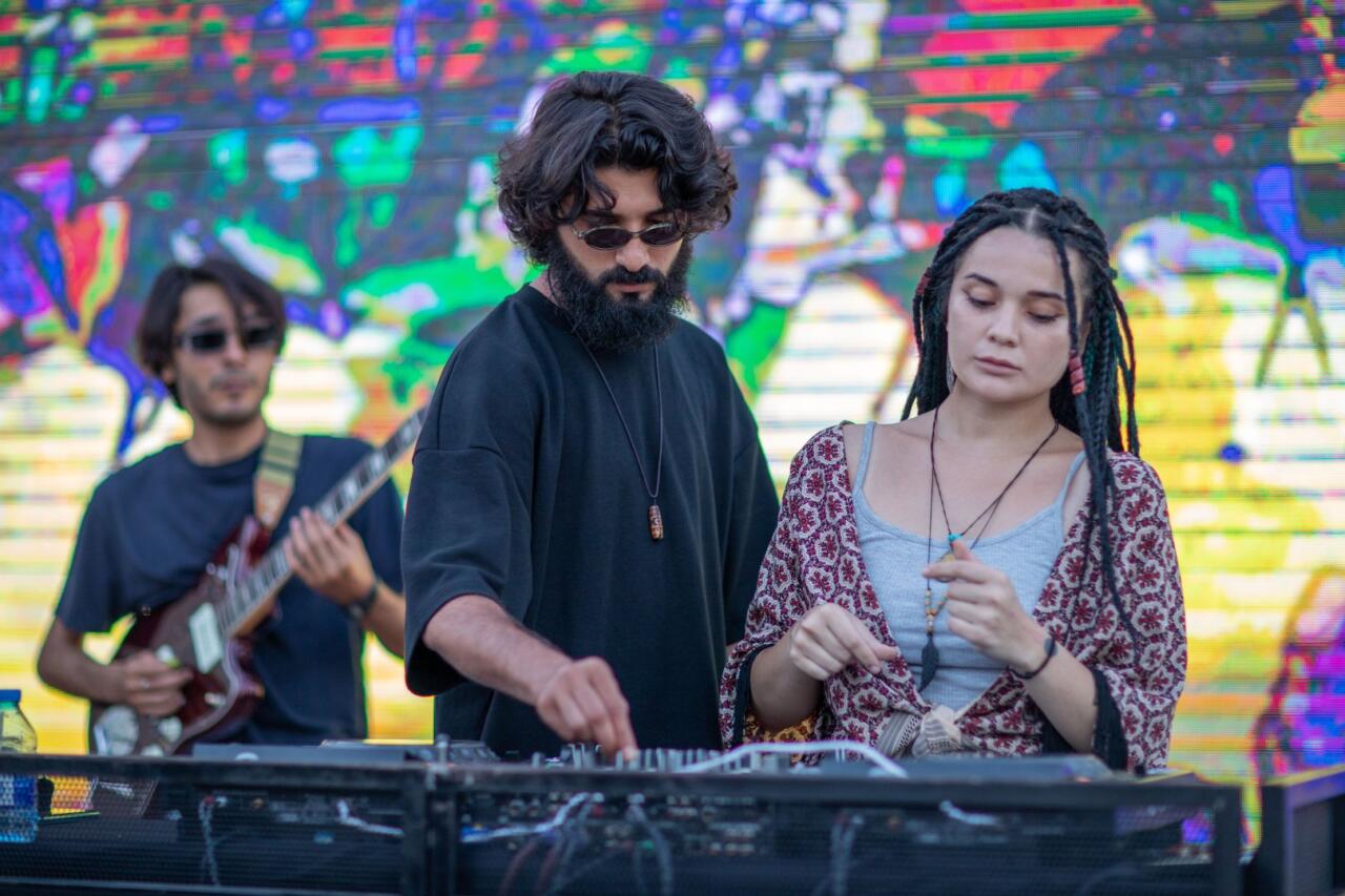 Аида Махмудова приняла участие в открытии возобновившей свою деятельность галереи YAY