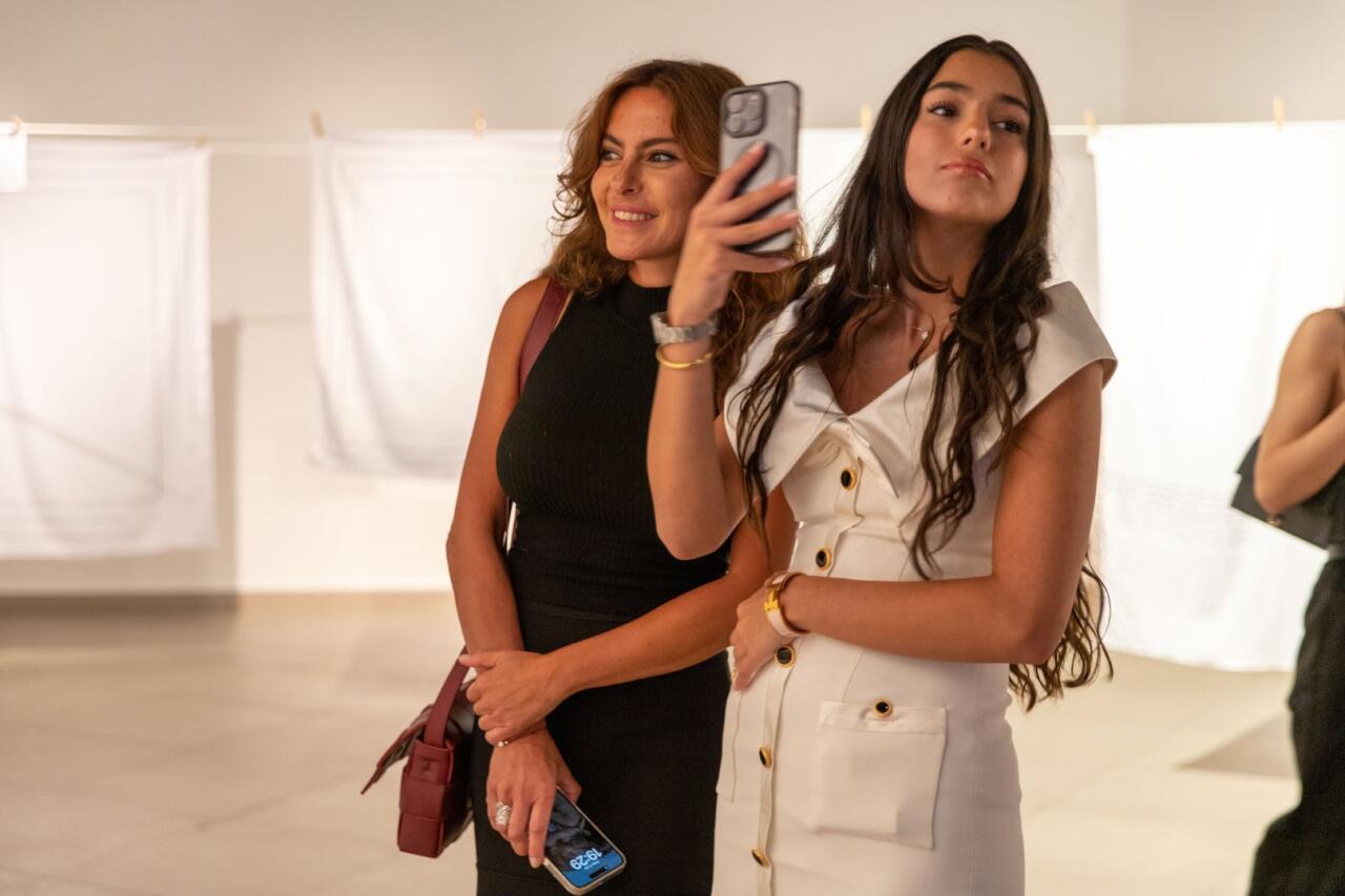 Аида Махмудова приняла участие в открытии возобновившей свою деятельность галереи YAY