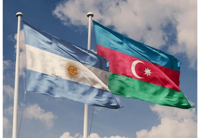 Azərbaycan Argentinanı milli bayramı münasibətilə təbrik edib