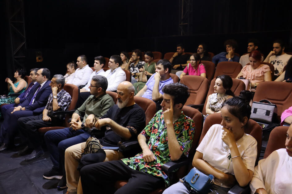 В Баку презентован проект «Театр: от поколения к поколению»