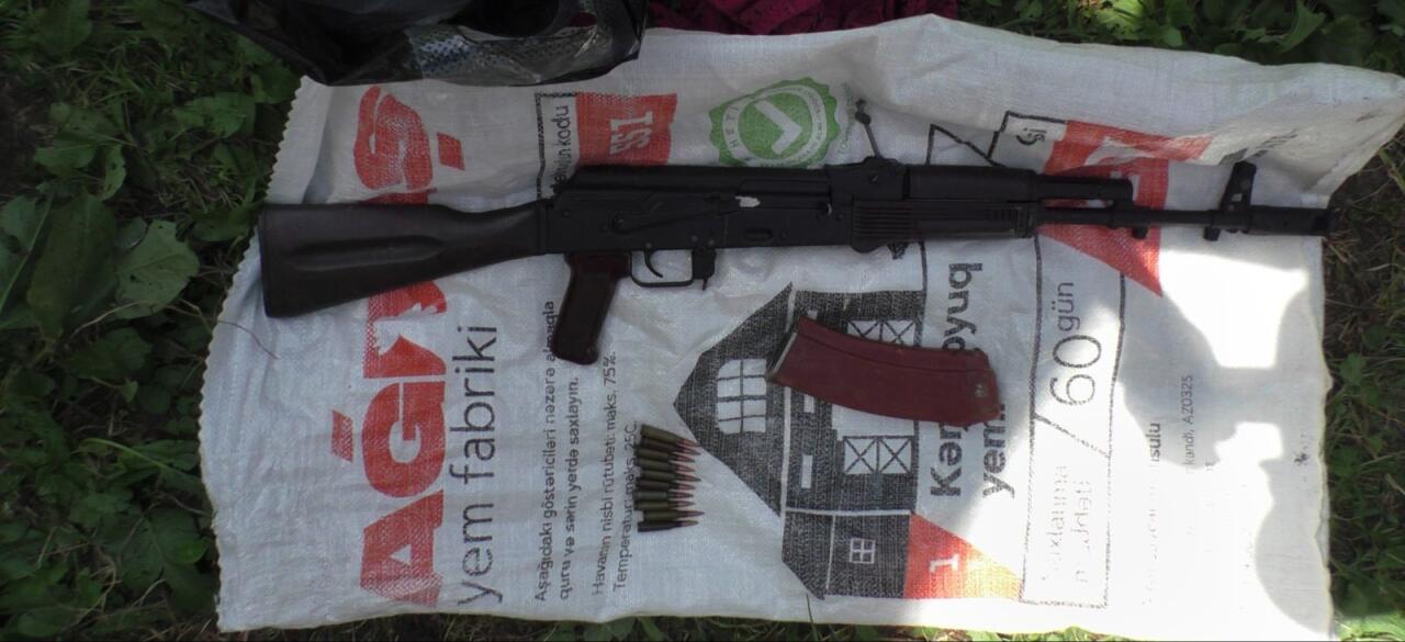 В Балакене задержан мужчина, хранивший в своем доме наркотики и автомат