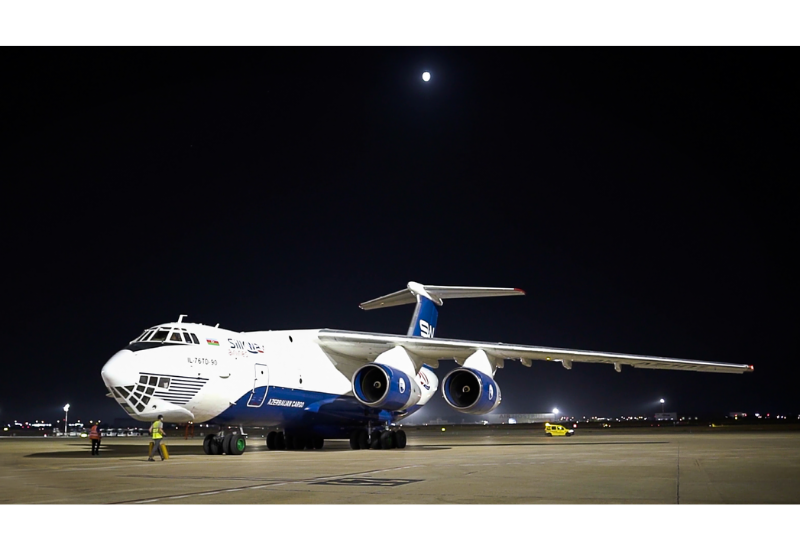 Silk Way Airlines успешно завершила миссию по переселению белых китов в новый дом
