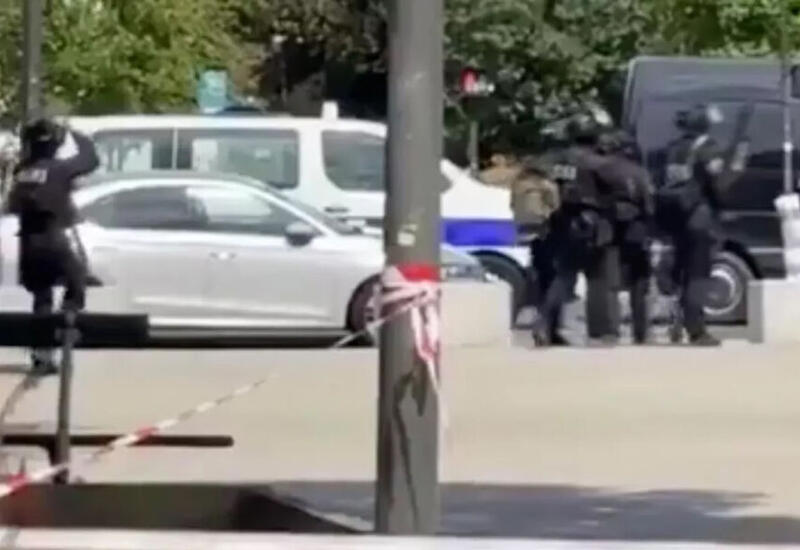В Париже эвакуировали станцию метро