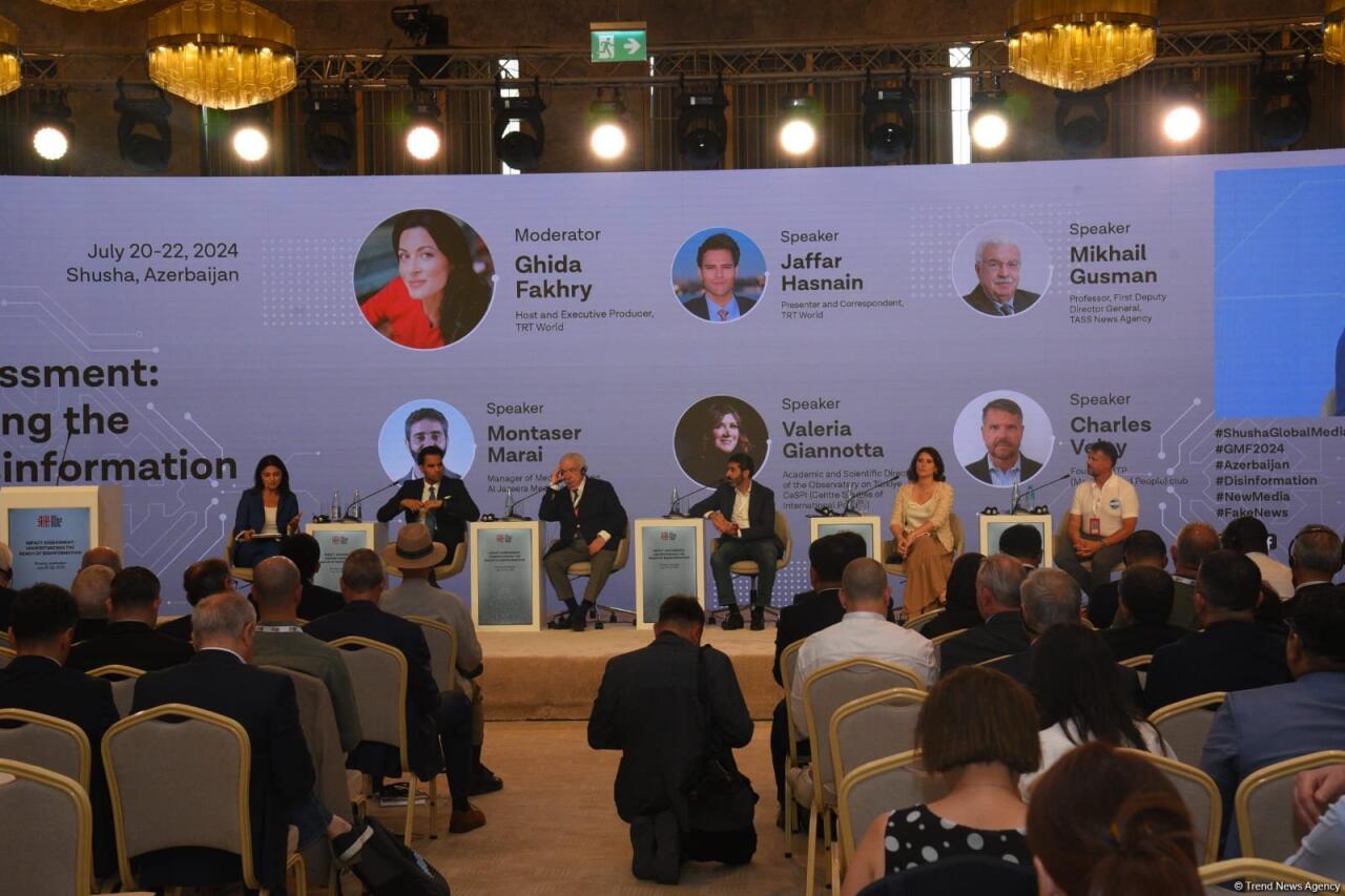 II Şuşa Qlobal Media Forumunda dezinformasiyanın yayılma arealının müəyyənləşdirilməsi ilə bağlı müzakirələr aparılır