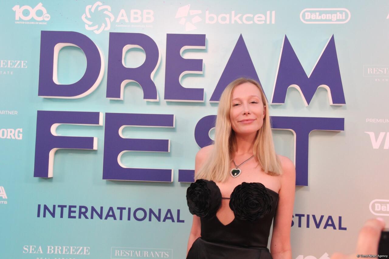 Bosson и другие звезды на красной дорожке Dream Fest в Баку