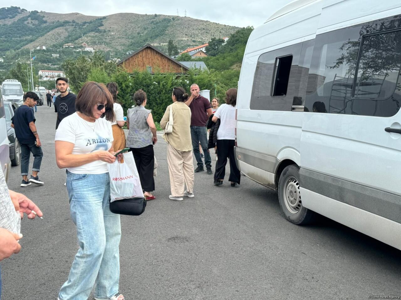 Növbəti köç karvanı Laçın şəhərinə çatıb