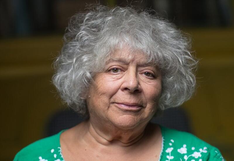 83-летняя звезда «Гарри Поттера» рассказала о приведшей к инвалидности болезни