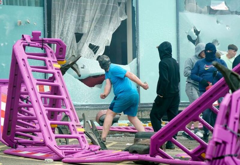 В Британии созвали экстренное заседание комитета по ЧС