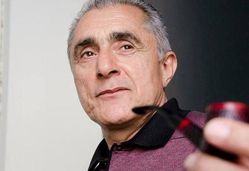 Alim Qasımov həyat yoldaşı, qızı və nəvələri ilə