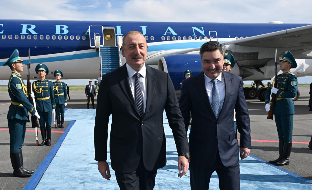 Президент Азербайджана Ильхам Алиев прибыл с визитом в Казахстан