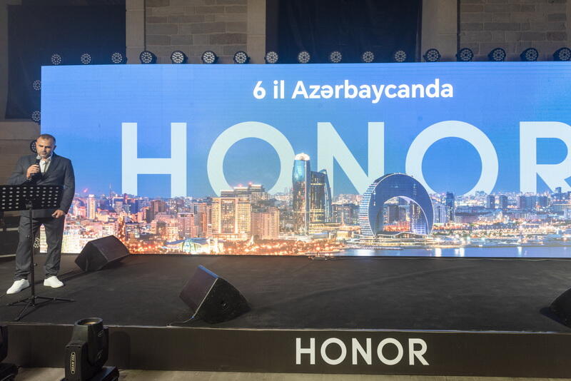 В Азербайджане начались продажи флагманских смартфонов HONOR 200 и HONOR 200 Pro