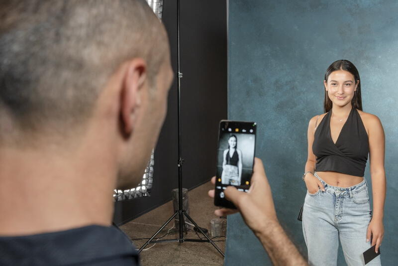 В Азербайджане начались продажи флагманских смартфонов HONOR 200 и HONOR 200 Pro