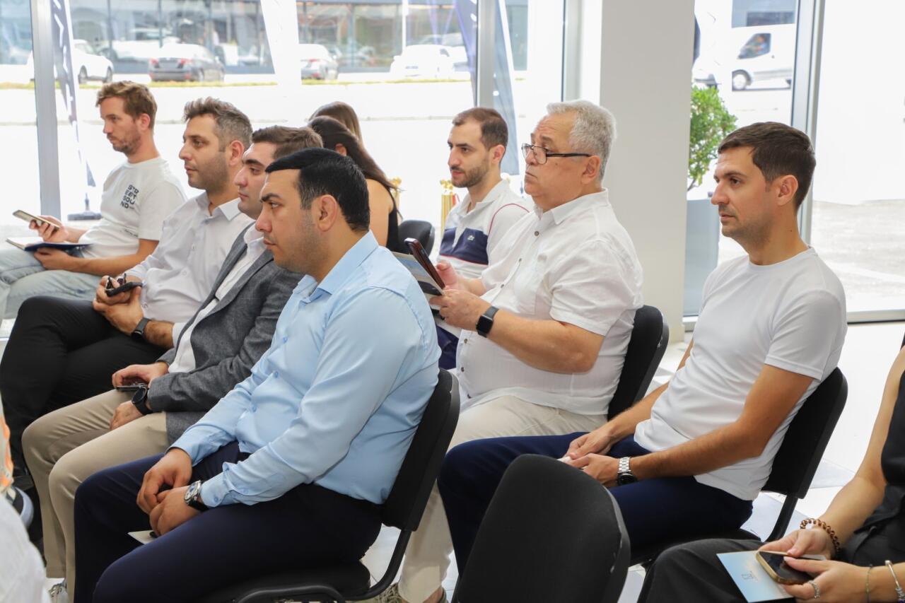 Автомобиль высокого класса Avatr официально в Азербайджане!