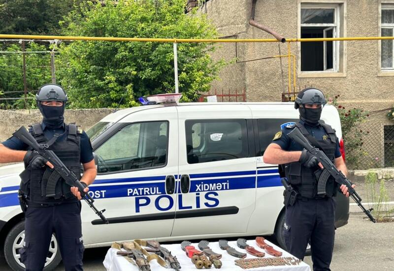 В Карабахе обнаружено большое количество оружия и боеприпасов
