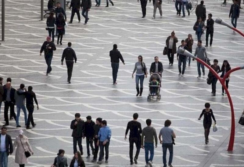 Avqustun 12-si ilə bağlı əhaliyə