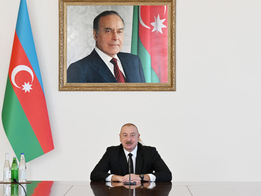 Президент Ильхам Алиев принял азербайджанских спортсменов, завоевавших медали на летних Олимпийских играх в Париже, и их тренеров