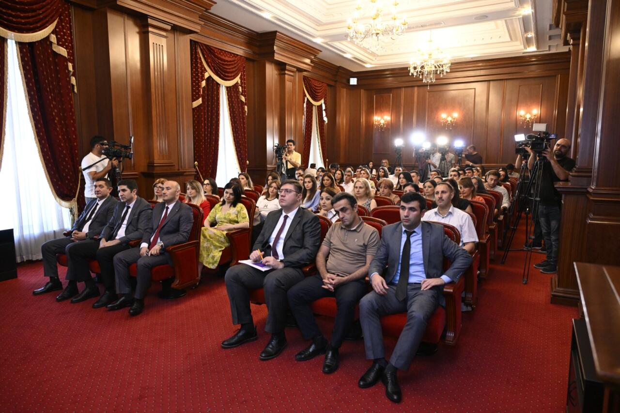 ЦИК Азербайджана проводит семинары для IT-специалистов накануне выборов