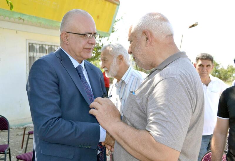 Эльчин Мирзабейли встретился с жителями Гагали и Агсу
